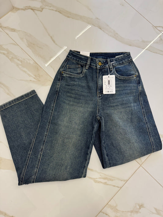 Jeans J