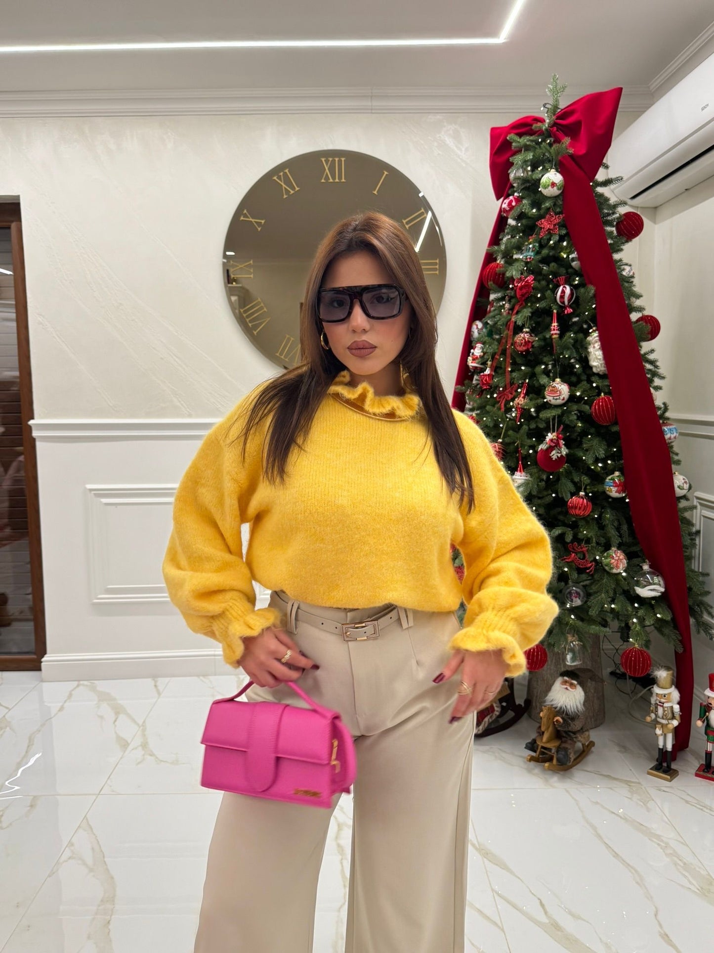 Pull yellow