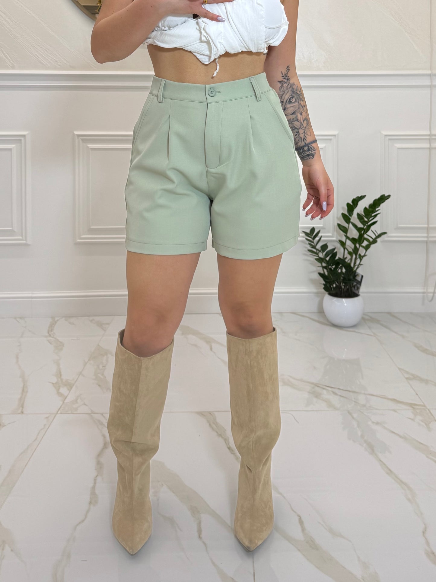 Shorts Amyra Salvia