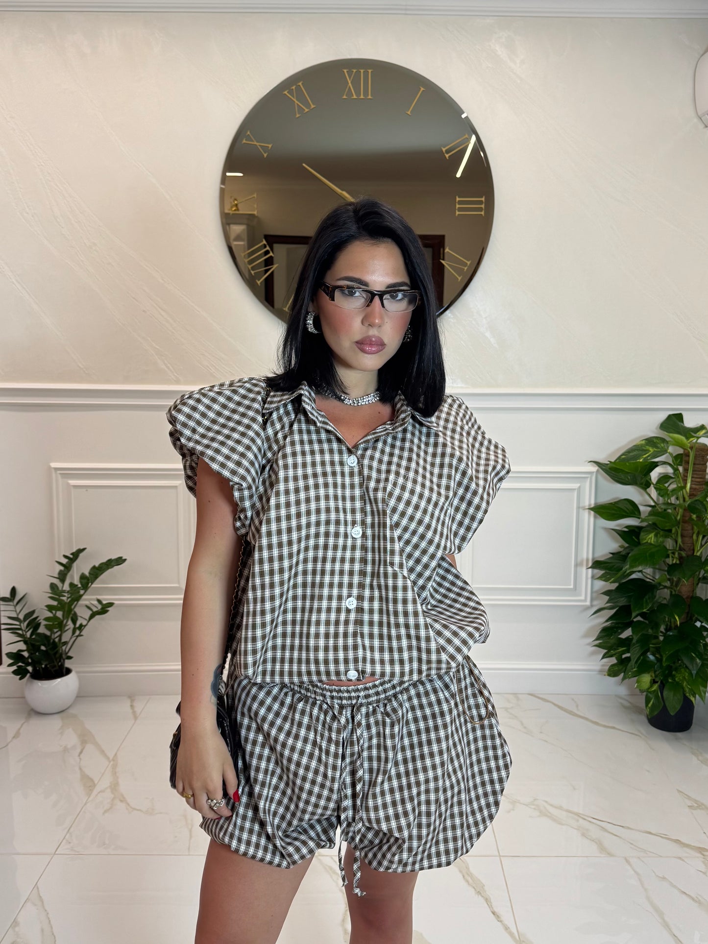 Coordinato Nilu Brown